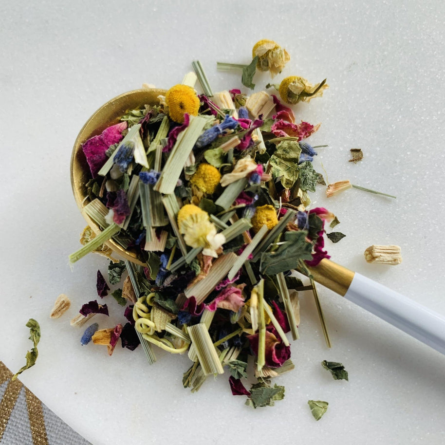 Calming postpartum tisane with chamomile, lavender and rose petals