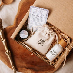 Fizzing colour-changing potion play set for kids with bamboo bottle and ingredients