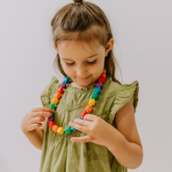 Food-grade silicone bead necklace with breakaway clasp