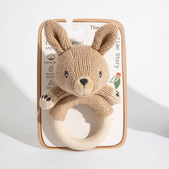 Soft knitted kangaroo teething rattle for babies – Living Textiles