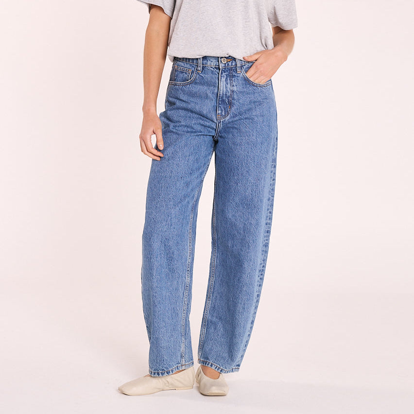 Lola Barrel Jean - Deep Blue