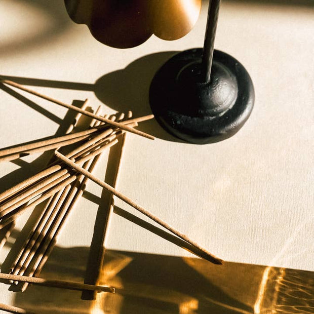 Vegan clean-burning incense with floral notes and vanilla bean