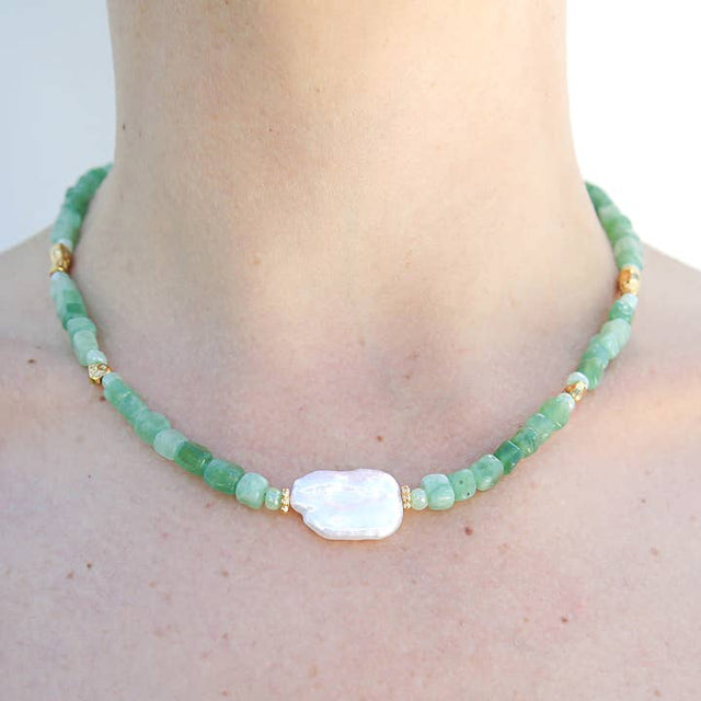 Kingston Jewellery Sage Pearl Necklace with green gemstone beads