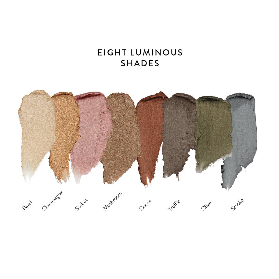 Natural vegan eye crayon in recyclable packaging