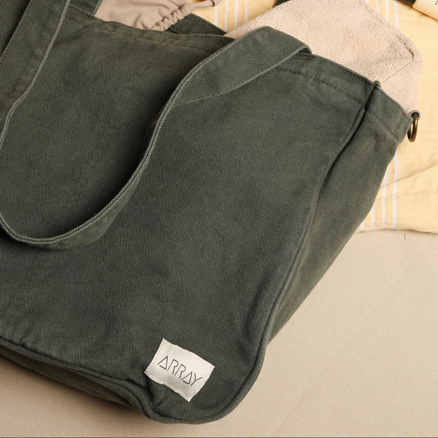 Array Bags Everyday Pocket Tote in Forest canvas
