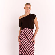 Asymmetric one-shoulder fine knit top with ribbed hem