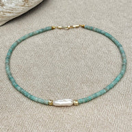 Blue-green turquoise semi-precious stone necklace with pearl
