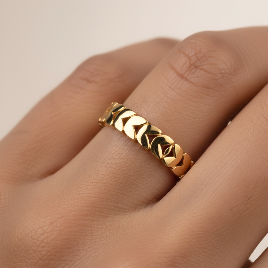 EVER Centrefield Ring chunky gold chain link ring