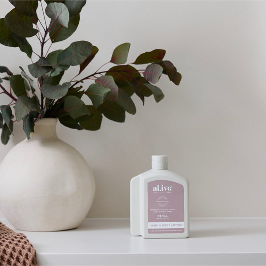 Eco-friendly lotion refill with raspberry and juniper scent