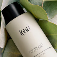 Fragrance free face cleanser with finger lime and macadamia oil