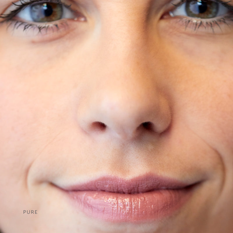 Colour-free lip balm with vanilla cinnamon scent
