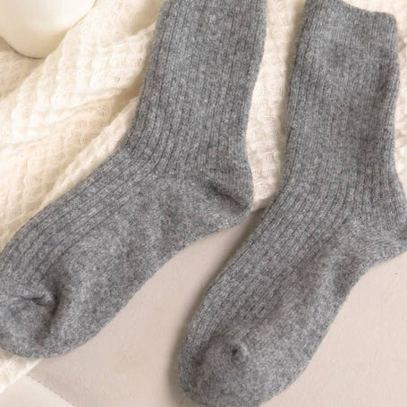 Soft ribbed grey socks made from cashmere and recycled fibres