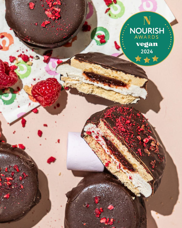 Raspberry Love Wheel chocolate-coated biscuit with raspberry jam and marshmallow filling.