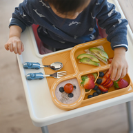 Zooli children’s dinner set in butterscotch with non-slip silicone design