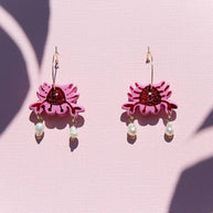 Kingston Jewellery Pink Crab Pearl Earrings with glitter detail and pearl drops